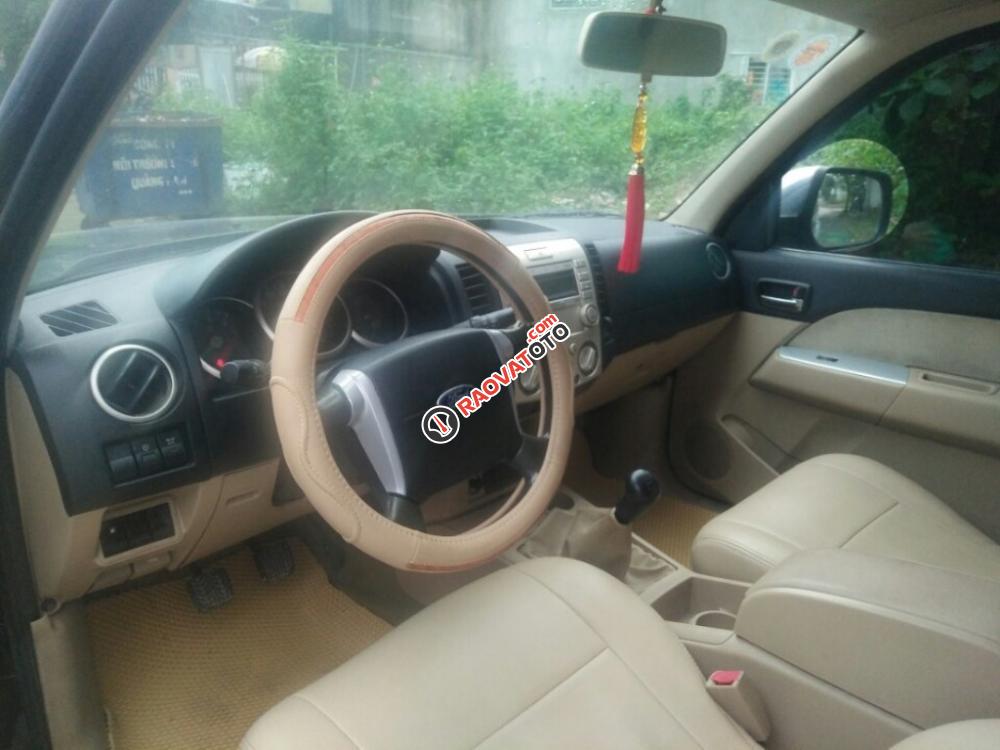 Bán ô tô Ford Everest đời 2008, màu đen, số sàn-6