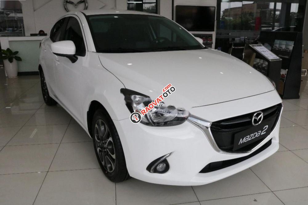 Cần bán Mazda 2 1.5 AT đời 2017, màu trắng-1