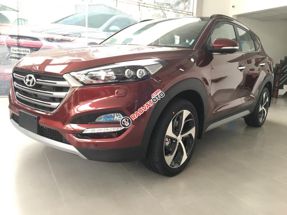 Bán Hyundai Tucson 2.0 2018 AT xăng đặc biệt. Hỗ trợ vay 85% giá trị xe, Hotline đặt xe: 0935.90.41.41 - 0948.94.55.99-0