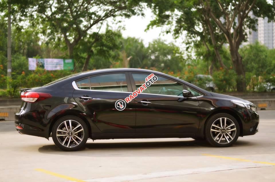 Kia Cerato 2017 - Sedan hoàn hảo cho mọi nhà, tặng bảo hiểm vật chất, hỗ trợ trả góp lãi suất thấp - LH 0938907488-1