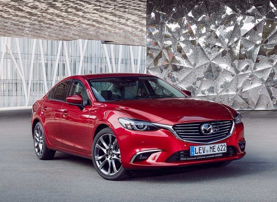 Bán Mazda 6 sản xuất 2017, màu đỏ, nhập khẩu-2