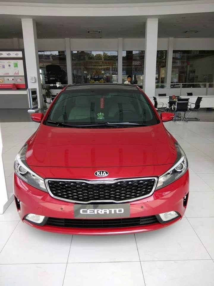 Bán Kia Cerato 1.6AT đời 2017, màu đỏ, nhập khẩu chính hãng-3