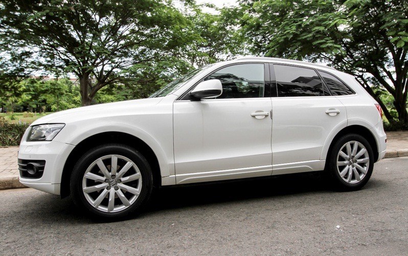 Bán xe Audi Q5 sản xuất 2010, màu trắng, nhập khẩu-4