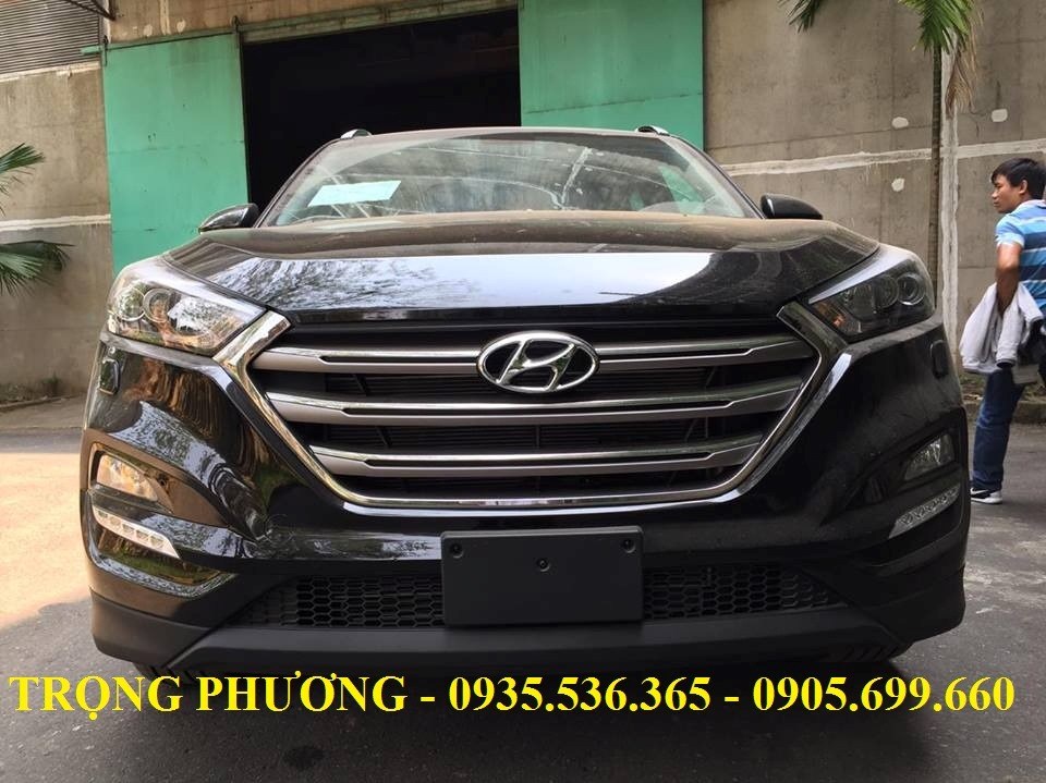 Bán Hyundai Tucson đời 2016, màu đen, xe nhập, 890tr-1