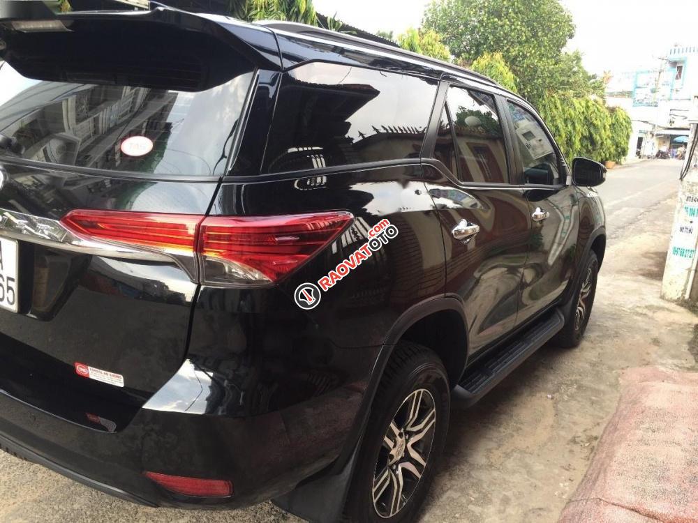 Bán ô tô Toyota Fortuner 2.7V đời 2017, màu đen, nhập khẩu như mới-4