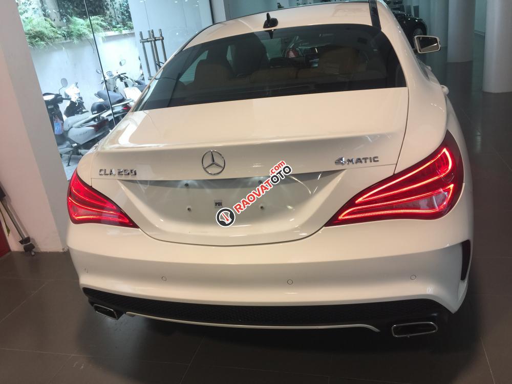 Mercedes CLA250 model 2017 màu trắng, nhập khẩu-8