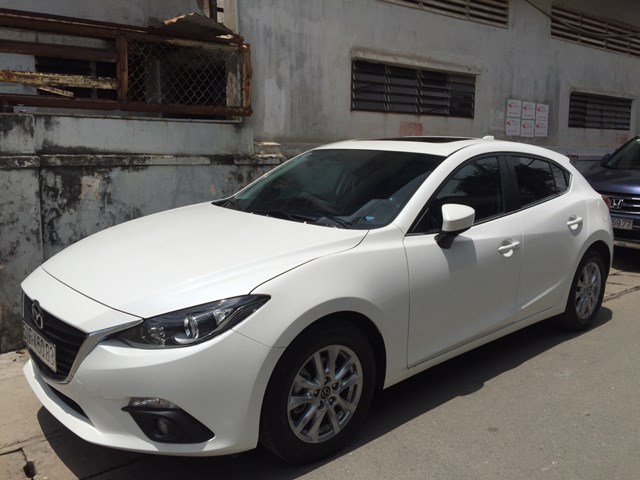 Cần bán xe Mazda 3 đời 2017, màu trắng, xe nhập -9