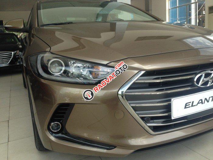 Hyundai Trường Chinh- bán Hyundai Elantra 2.0AT 2018, tặng 100% thuế trước bạ- giá thương lượng- LH: 0904 806 785-3