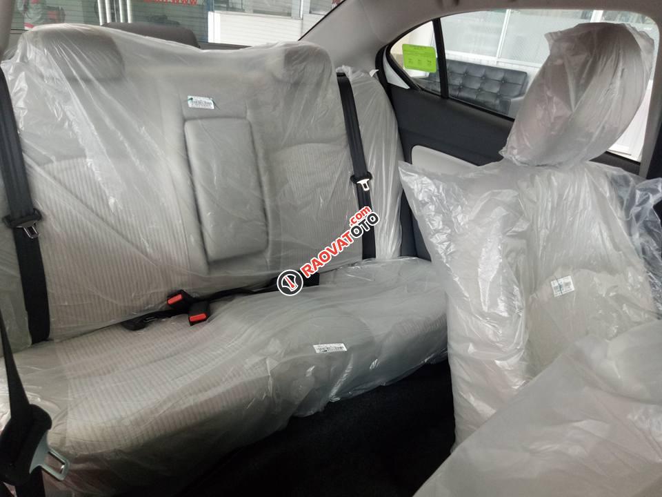 Bán Mitsubishi Attrage đời 2017, màu đỏ, nhập khẩu nguyên chiếc-3