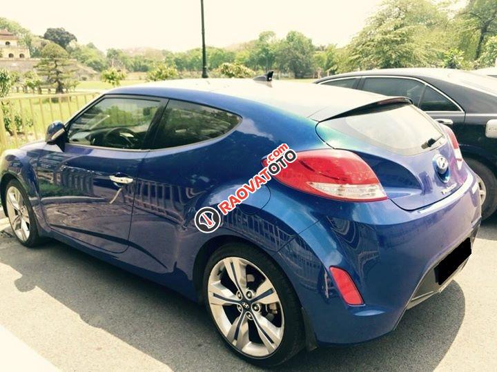 Cần bán xe Hyundai Veloster 2012 màu xanh dương lăn bánh 7.000km đẹp long lanh-3