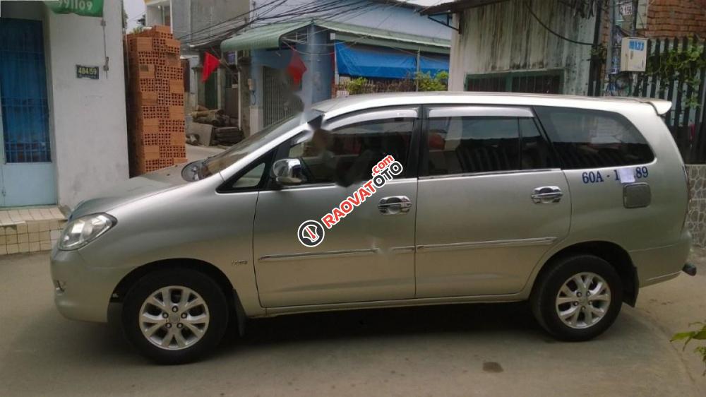 Bán Toyota Innova G đời 2006, màu bạc chính chủ-2