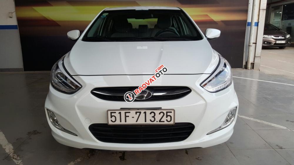 Bán Hyundai Accent 1.4MT số sàn, nhập Hàn Quốc 2016 màu trắng, biển Sài Gòn-7