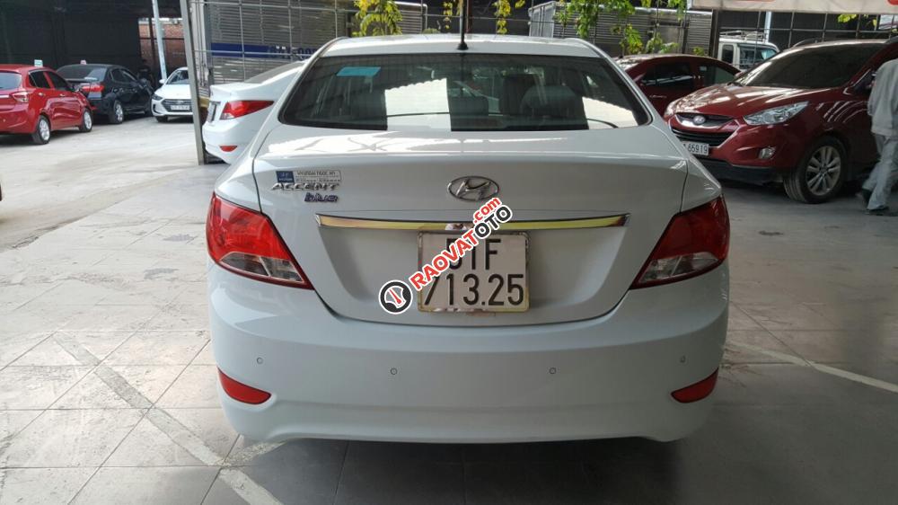 Bán Hyundai Accent 1.4MT số sàn, nhập Hàn Quốc 2016 màu trắng, biển Sài Gòn-1