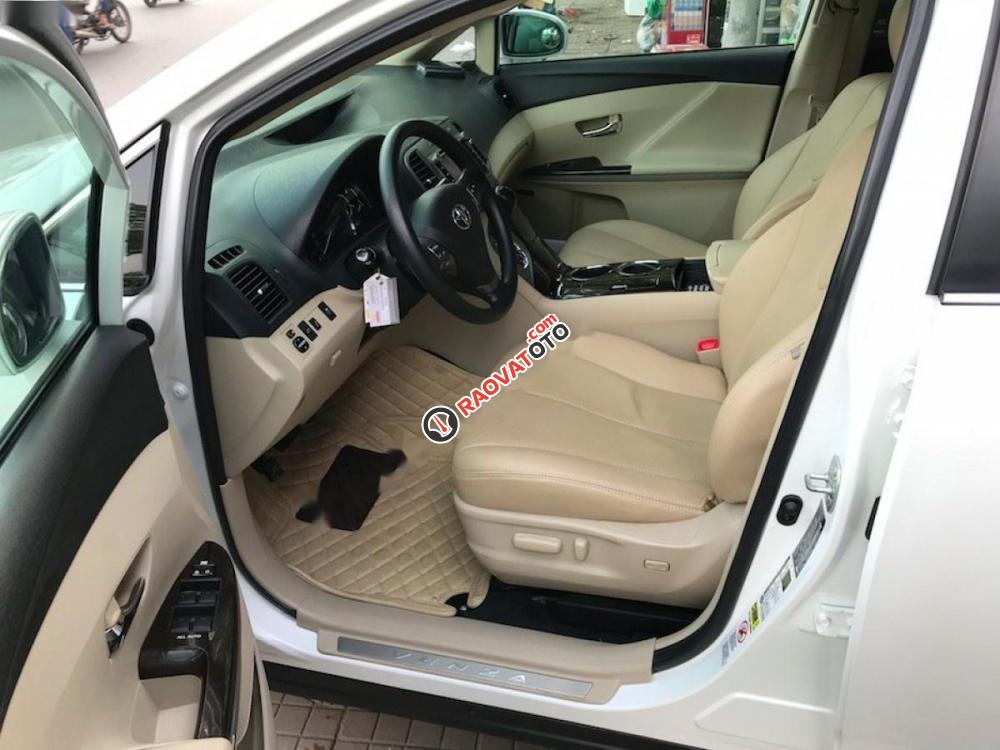 Bán Toyota Venza 2.7 đời 2010, màu trắng, nhập khẩu số tự động-5