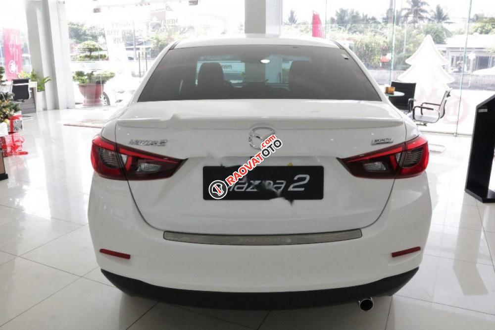 Cần bán Mazda 2 1.5 AT đời 2017, màu trắng-2