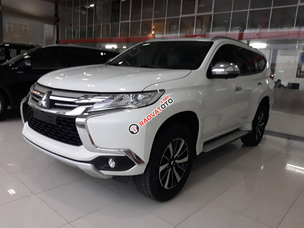 Bán xe 7 chỗ Pajero Sport giá tốt Mitsubishi Quảng Bình tháng 1-1