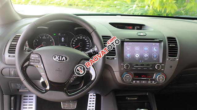 Kia Cerato 2017 - Sedan hoàn hảo cho mọi nhà, tặng bảo hiểm vật chất, hỗ trợ trả góp lãi suất thấp - LH 0938907488-3