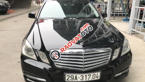 Cần bán lại xe Mercedes AT đời 2010, màu đen, nhập khẩu còn mới, 920 triệu-0