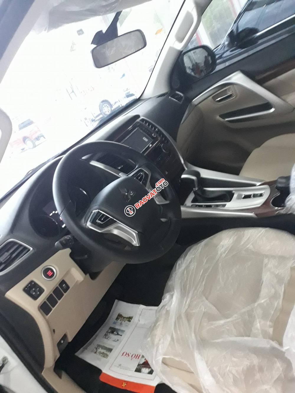 Bán xe 7 chỗ Pajero Sport giá tốt Mitsubishi Quảng Bình tháng 1-3