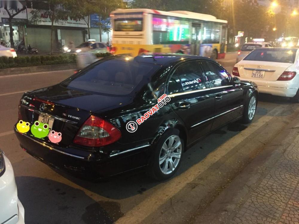 Bán Mercedes E200 đời 2008, màu đen, 495 triệu-8