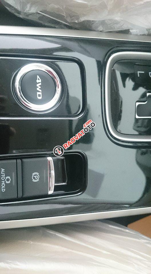 Xe Outlander 7 chỗ, nhập Nhật, xe đủ màu, giao nhanh 0935886755-5