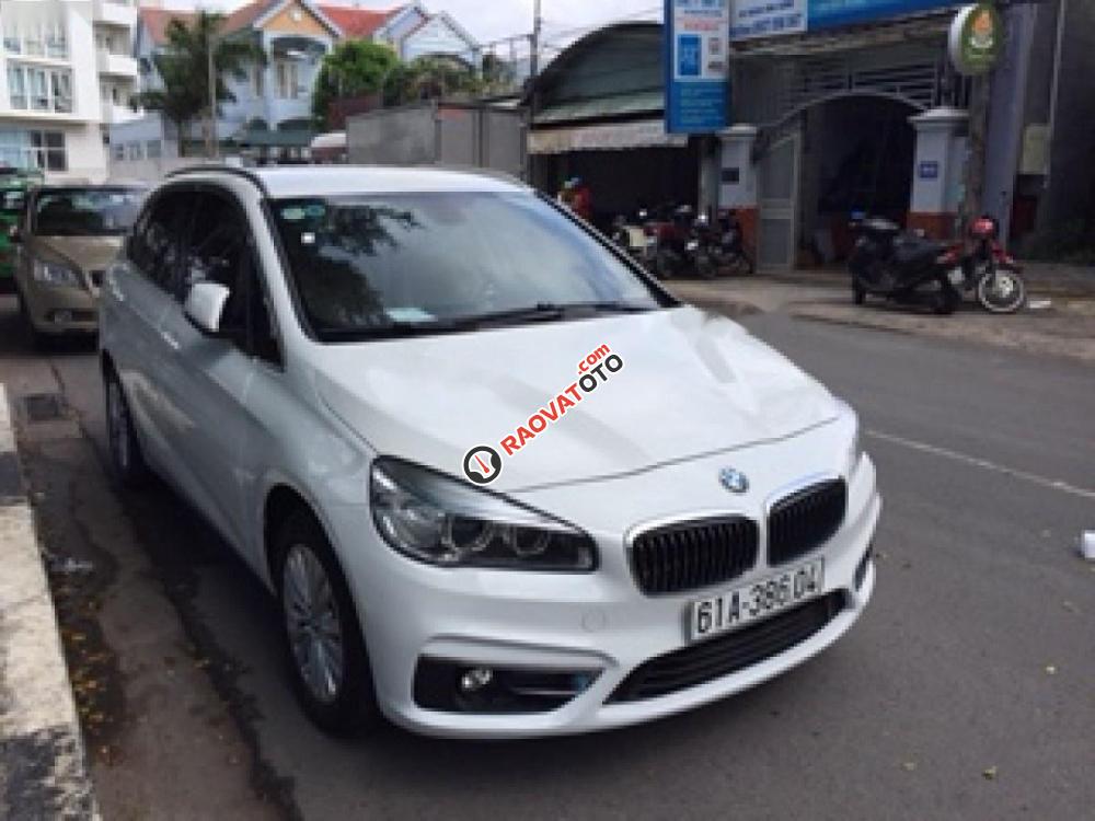 Bán BMW 2 Series 218i Active Tourer năm 2015, màu trắng, xe nhập-0