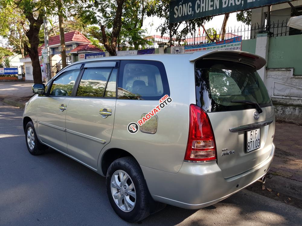 Bán xe Toyota Innova (G) đời 2006 MT, màu ghi-bạc, gia đình sử dụng zin 95%-4