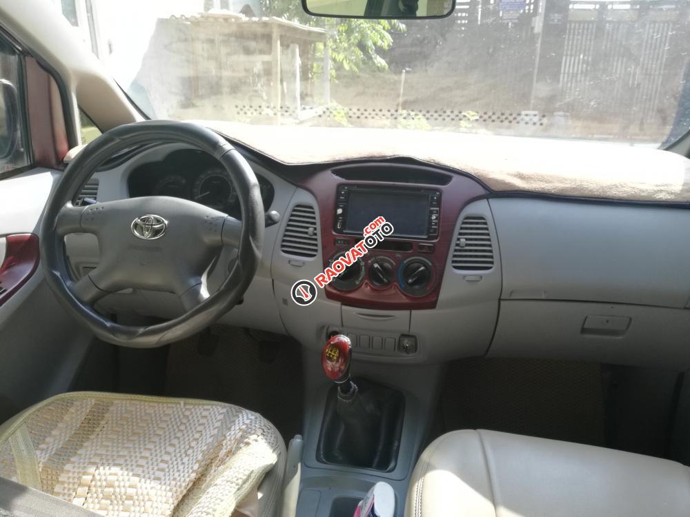 Cần bán xe Innova J SX2007 lên G màu bạc-4