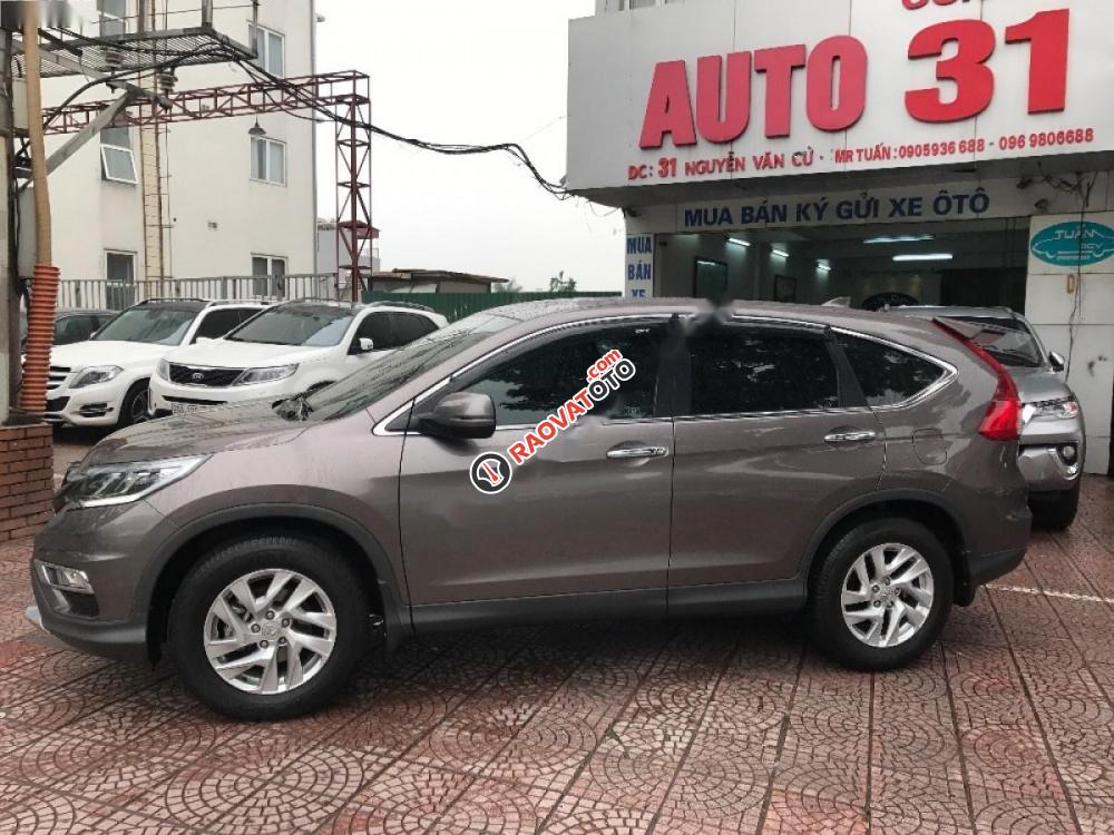 Cần bán lại xe Honda CR V 2.0 đời 2016, màu nâu số tự động-3