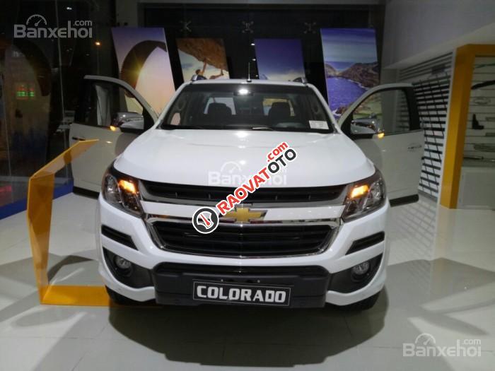 Bán Chevrolet Colorado High Country 2.8 AT 4x4 đời 2017, màu trắng, nhập khẩu nguyên chiếc - Gọi Ms. Lam 0939 19 37 18-0