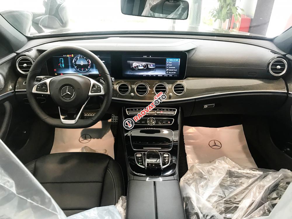 Bán Mercedes E300 AMG 2017 chạy lướt, giá cực tốt-4