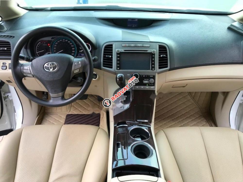 Bán Toyota Venza 2.7 đời 2010, màu trắng, nhập khẩu số tự động-9