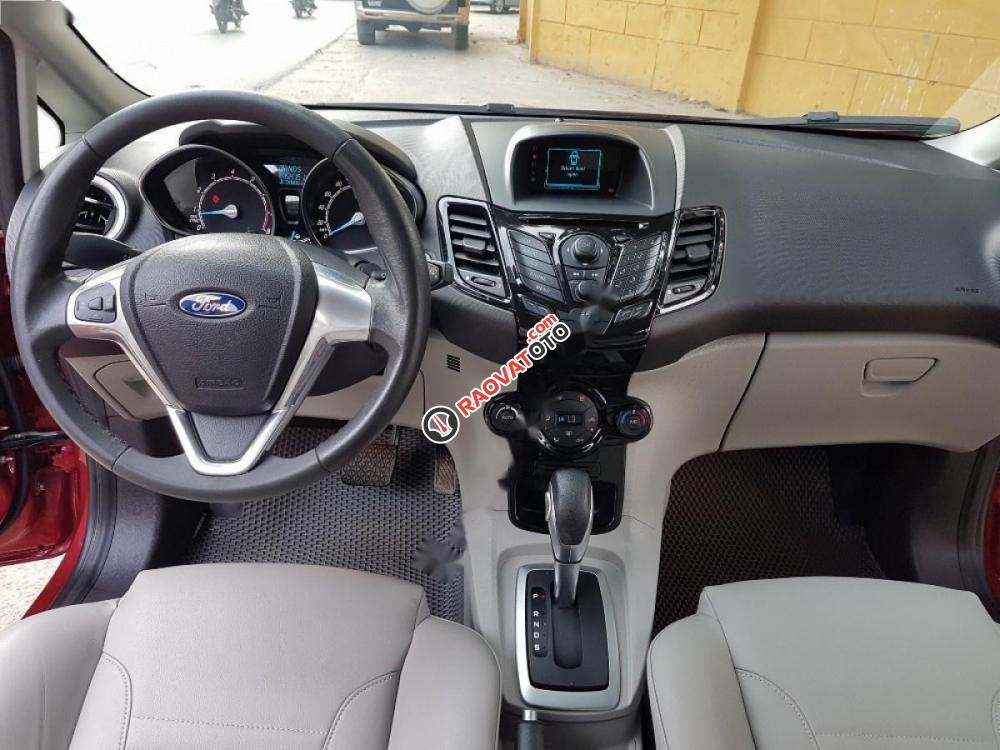 Cần bán Ford Fiesta Titanium sản xuất 2014, màu đỏ-9