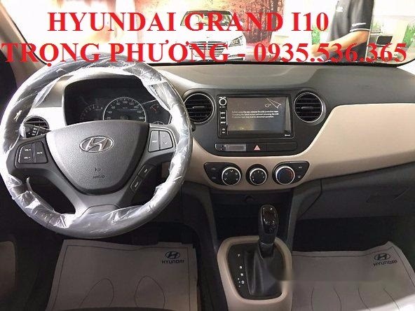 Bán xe Hyundai Grand i10 đời 2017, màu đỏ, xe nhập-17