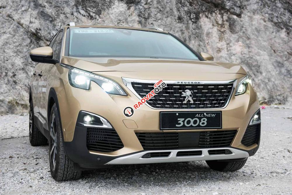 Bán xe Peugeot 3008 đời 2017, màu vàng-2