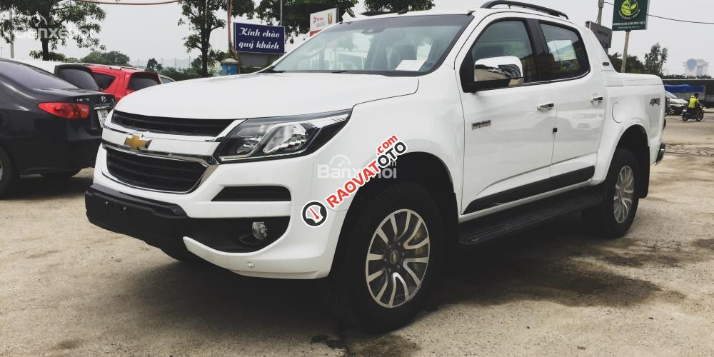 Cần bán Chevrolet Colorado 2.8 AT 4x4 đời 2017, hỗ trợ vay ngân hàng 80%, gọi Ms. Lam 0939 19 37 18-0