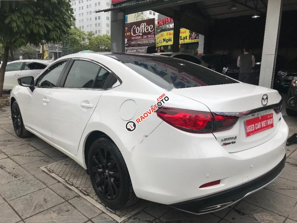 Cần bán xe Mazda 6 2.0 AT đời 2016, màu trắng số tự động-4