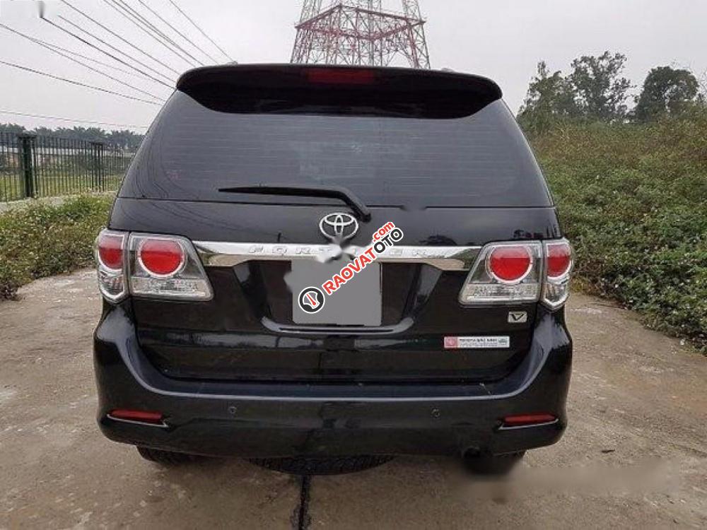 Cần bán xe Toyota Fortuner 2.7V 4x2 AT đời 2012, màu đen, 645 triệu-4