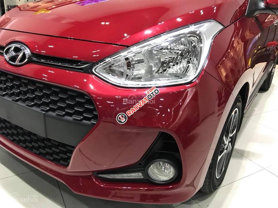 Bán xe Hyundai Grand i10 2018, màu trắng, giá 342tr-5