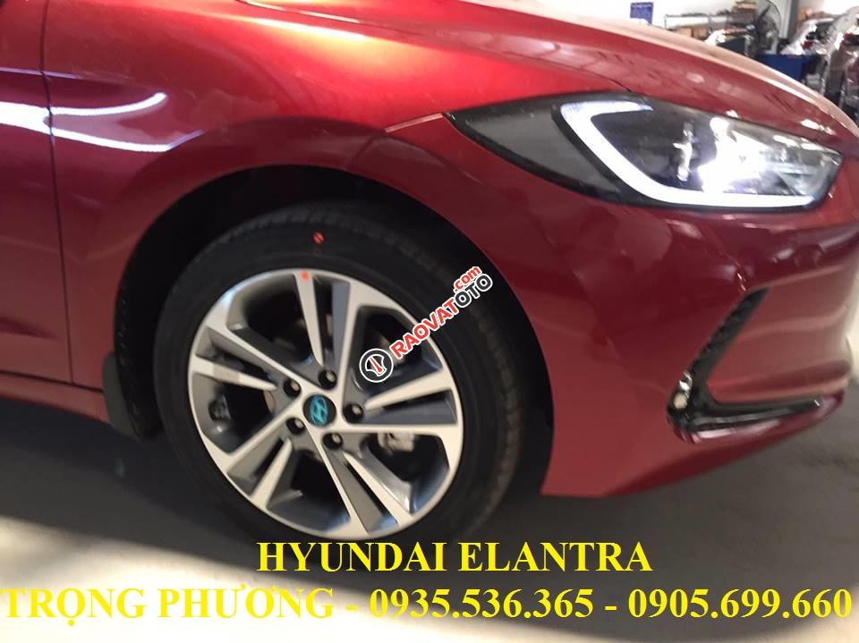 Bán Hyundai Elantra Đà Nẵng, bán xe Elantra Đà Nẵng, giá xe Elantra 2018 Đà Nẵng, LH: Trọng Phương - 0935.536.365-5