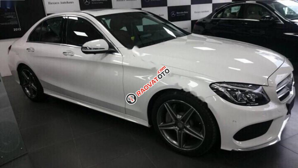 Cần bán Mercedes C300 đời 2016, màu trắng-1