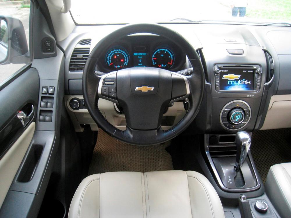 Bán Chevrolet Colorado năm 2016, màu trắng, nhập khẩu chính hãng-8