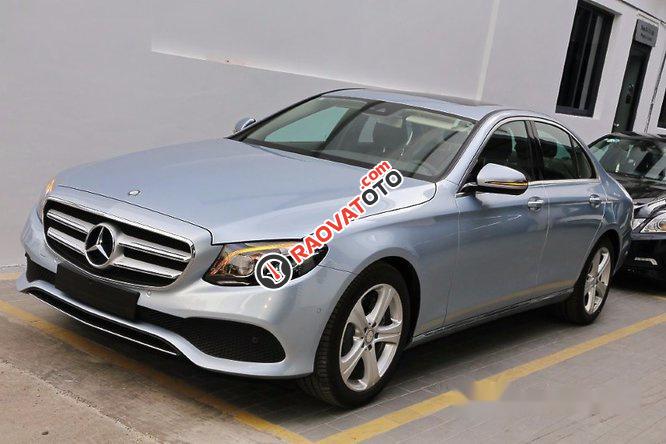 Cần bán xe Mercedes E250 đời 2017, xe nhập-1