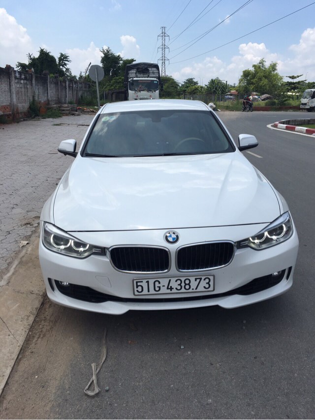 Bán BMW 3 Series đời 2013, màu trắng, nhập khẩu  -1