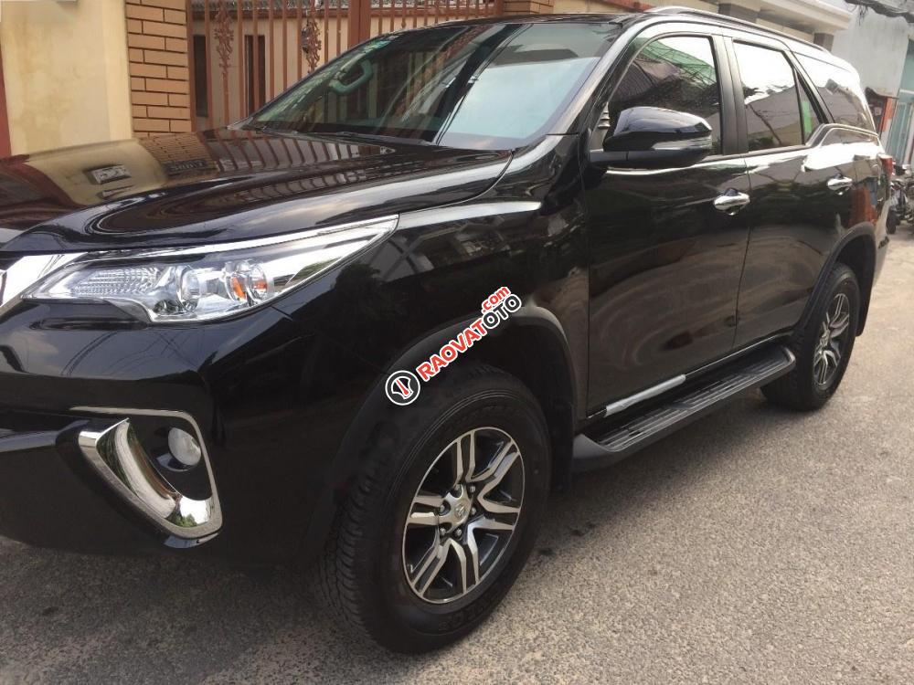 Bán ô tô Toyota Fortuner 2.7V đời 2017, màu đen, nhập khẩu như mới-2