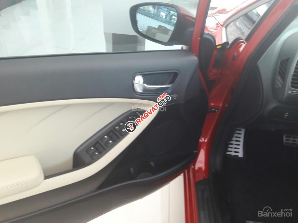 Kia Nha Trang - Chỉ cần từ 190tr có thể mua ngay Kia Cerato 1.6 AT mới 100%-7