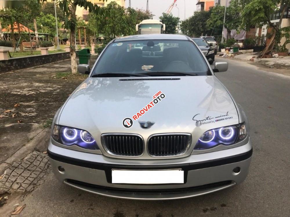 Bán BMW 3 Series 325i sản xuất 2005, màu bạc-4