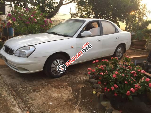 Cần bán gấp Daewoo Nubira đời 2002, màu trắng-1