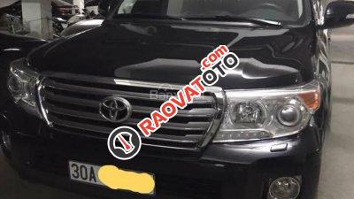 Cần bán Toyota Land Cruiser VX 2015, màu đen, xe nhập-3