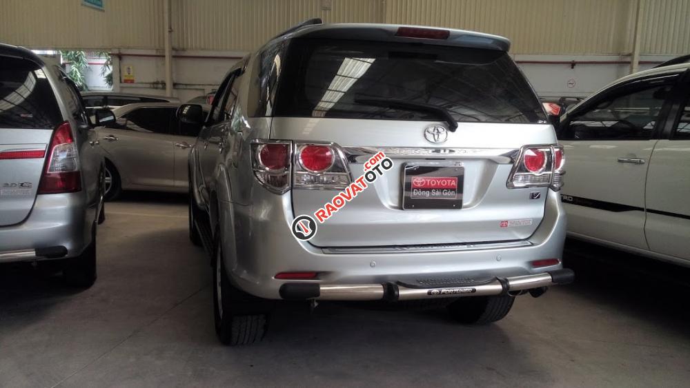 Bán Toyota Fortuner 2.7V (4x2) đời 2012, màu bạc-6